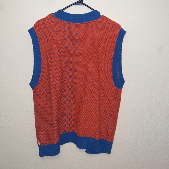 NEW Urban Outfitters ONE OF A KIND factory sample sweater vest - Picture 6 of 6